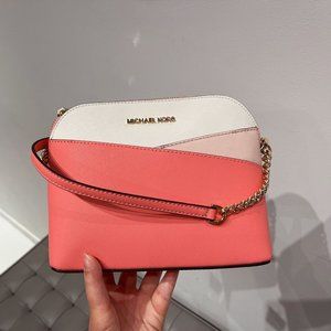 Michael Kors Jet Set Cindy Medium Dome Crossbody Leather Crossbody Grapefruit